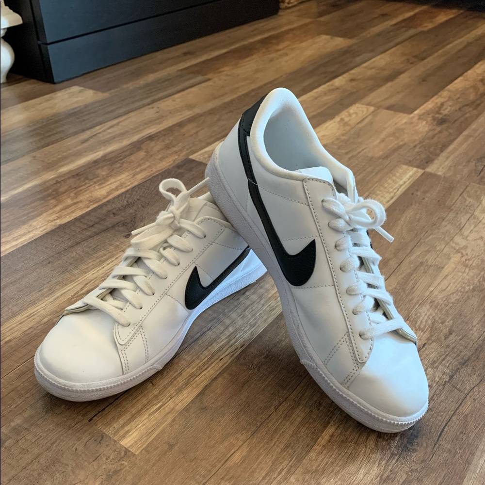 Nike Classic Sneakers